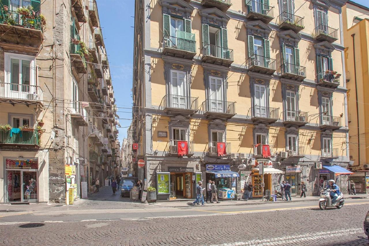 B&B L'Alloggio Dei Vassalli Неаполь Екстер'єр фото