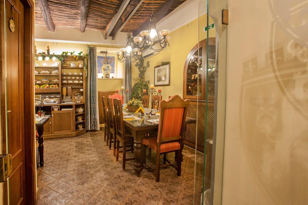 B&B L'Alloggio Dei Vassalli Неаполь Екстер'єр фото